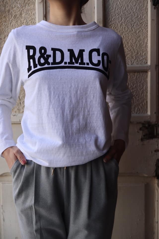 LES PLUS ONLINE STORE / R&D.M.Co- no.4615 MEN'S ロゴTシャツ color 