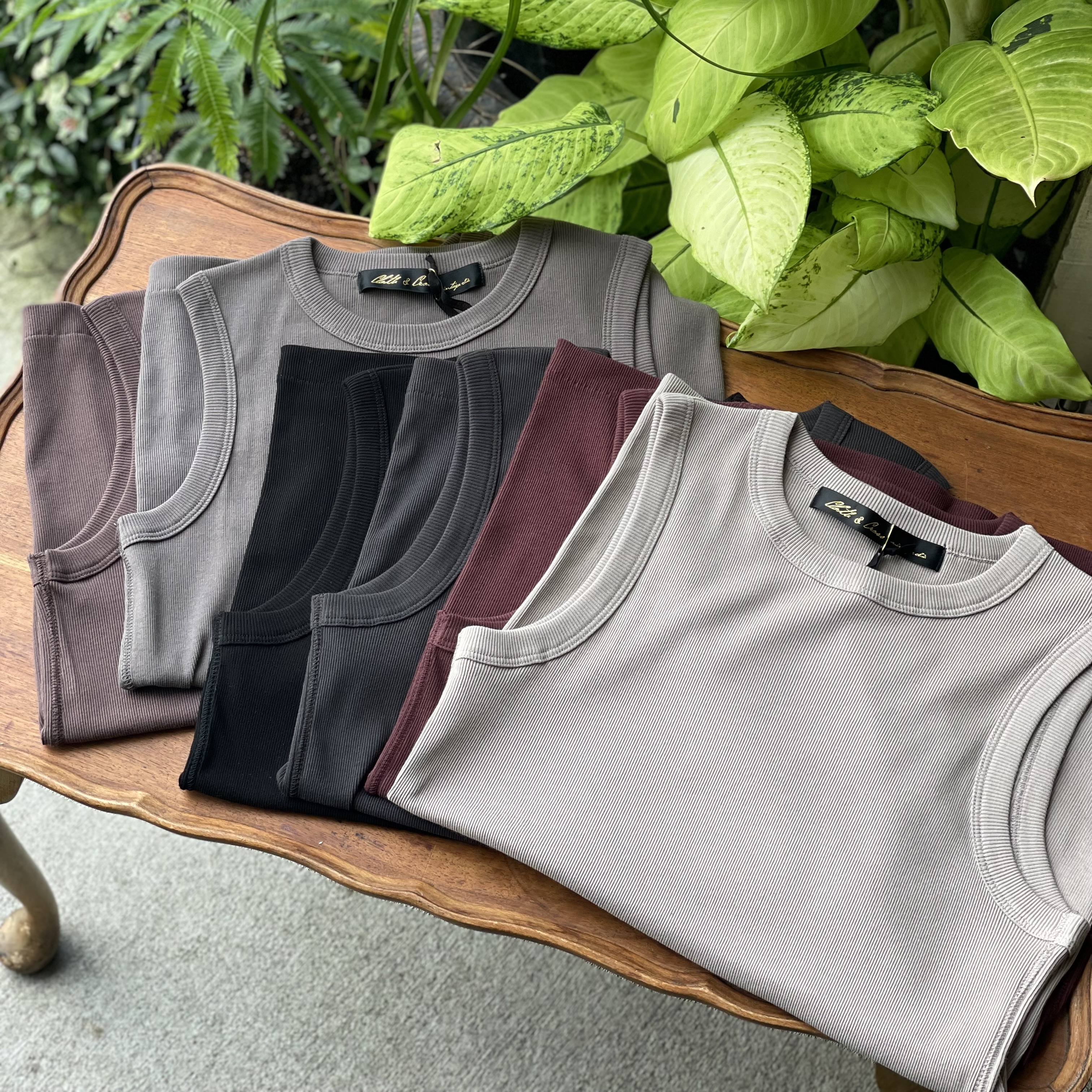 LES PLUS ONLINE STORE / トップス